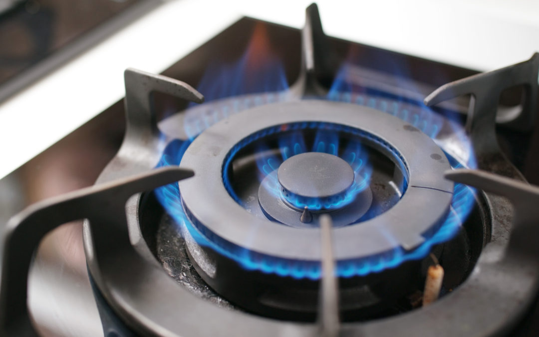 Why you should hire a licensed gas fitter in Melbourne for your gas stove install